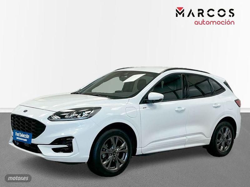Usado Ford Kuga ST-Line 225 CV (165 kW) 2022 Blanco SUV