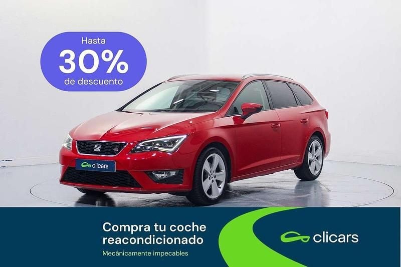 Usado Seat Leon ST FR 150 CV (110 kW) 2015 Rojo Familiar