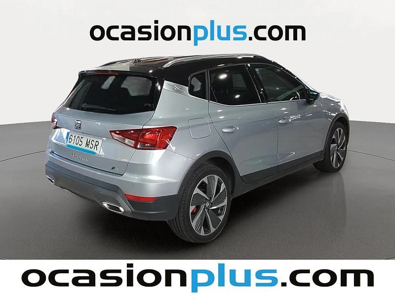 Usado Seat Arona FR 150 CV (110 kW) 2024 Gris SUV