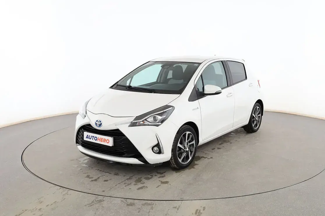 Usado Toyota Yaris Hybrid 101 CV (74 kW) 2019 Utilitario