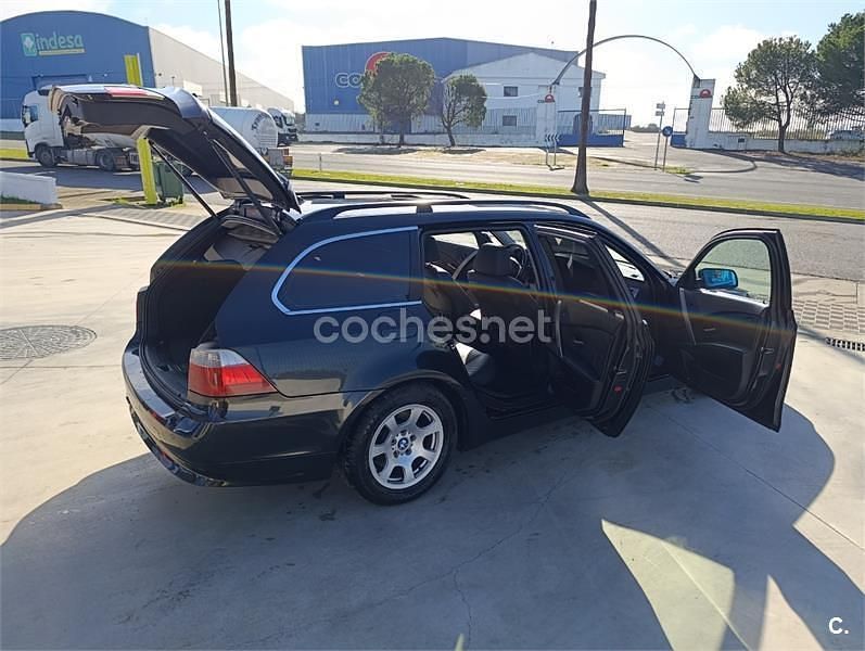 Usado BMW 525 163 CV (119 kW) 2005 Negro Familiar