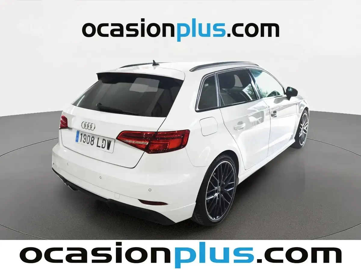 Usado Audi A3 Sportback S-Line 150 CV (110 kW) 2020 Blanco Utilitario