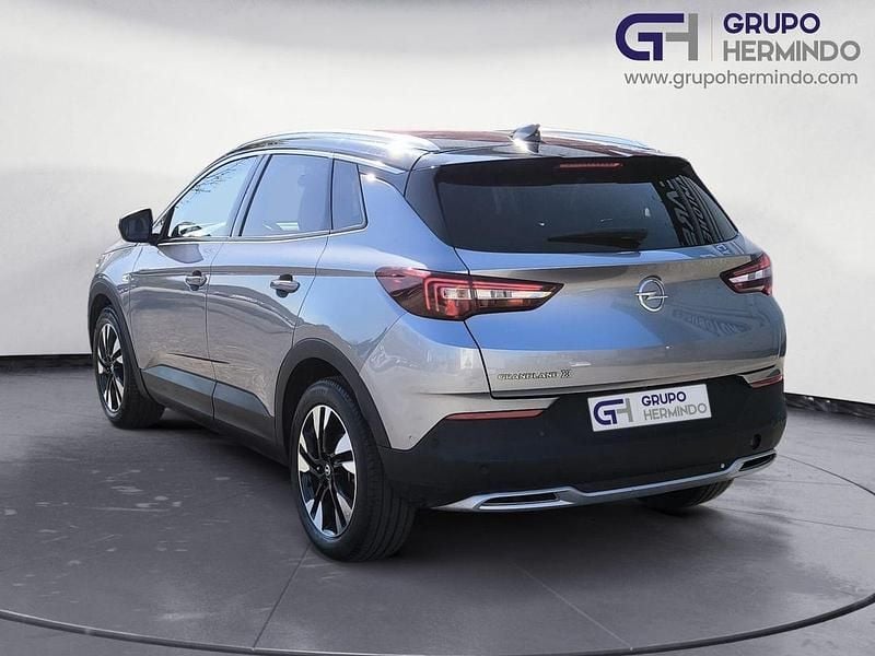 Usado Opel Grandland X Edition 130 CV (95 kW) 2020 Gris SUV
