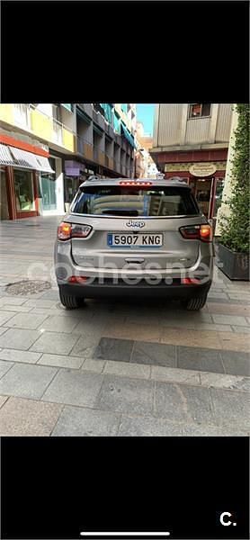 Usado Jeep Compass Longitude 140 CV (102 kW) 2018 Gris / plata SUV