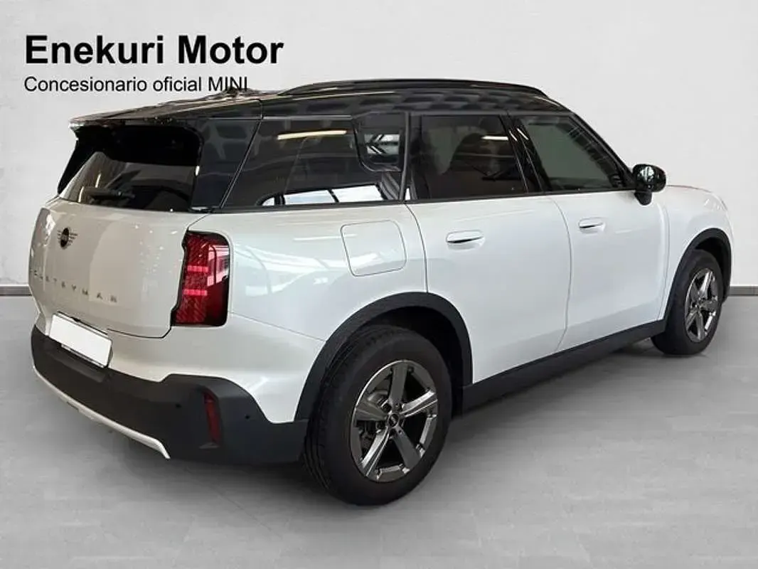 Usado Mini One Countryman Essential 170 CV (125 kW) 2024 Blanco SUV