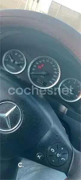 Usado Mercedes C200 Avantgarde 122 CV (89 kW) 2008 Negro Berlina