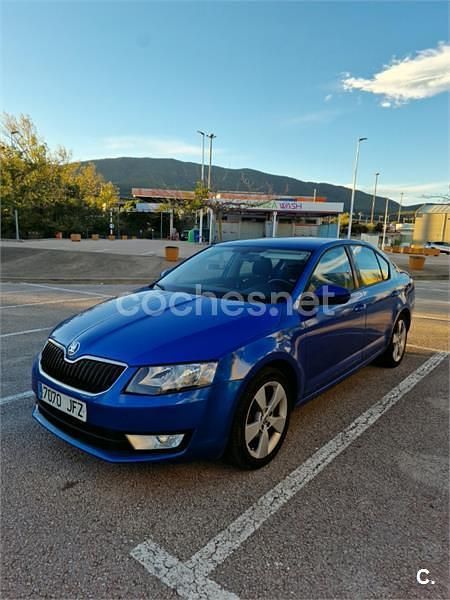 Azul Usado 2016 Skoda Octavia Style Berlina | 12.499 € (Precio justo) - Imagen 1/4