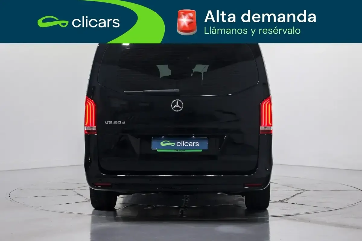 Usado Mercedes V220 163 CV (119 kW) 2023 Negro Monovolumen