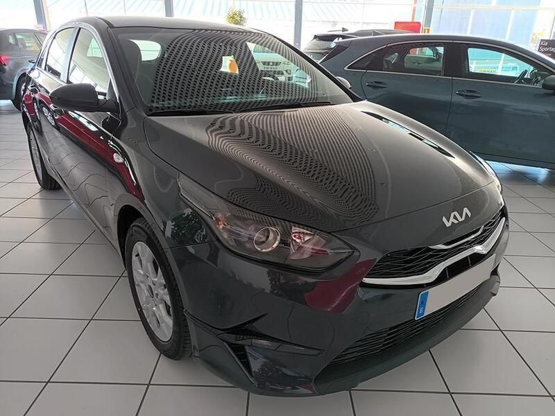 Otro Usado 2024 Kia Ceed | 25.000 € (Caro) - Imagen 1/4
