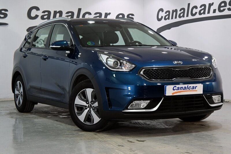 Usado Kia Niro 141 CV (103 kW) 2018 Azul SUV
