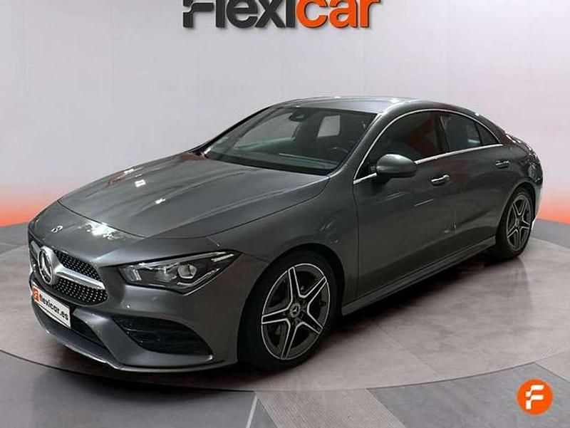 Usado Mercedes CLA180 136 CV (100 kW) 2023 Gris Berlina