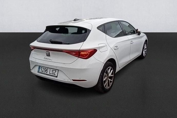Usado Seat Leon Style 115 CV (84 kW) 2021