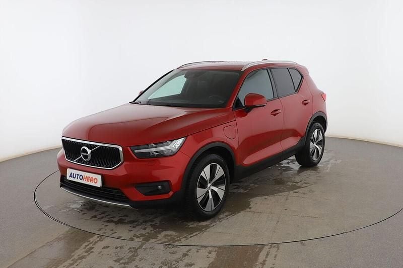 Usado Volvo XC40 Business Edition 262 CV (192 kW) 2020 Rojo SUV