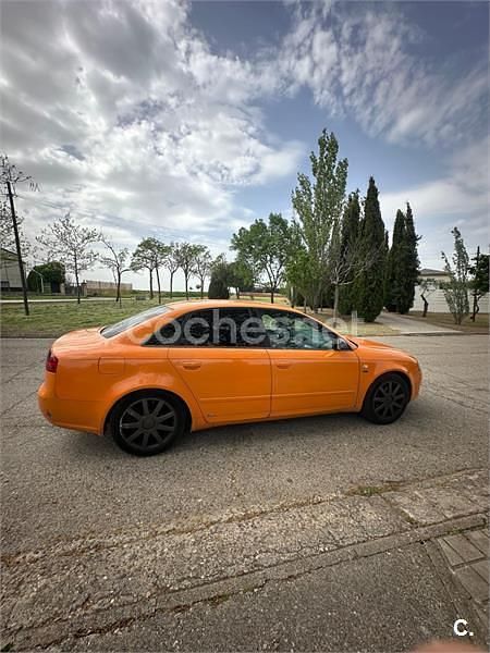 Usado Audi A4 S-Line 140 CV (102 kW) 2005 Naranja Berlina