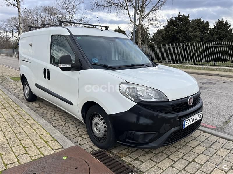 Usado Fiat Doblò 105 CV (77 kW) 2012 Blanco Monovolumen