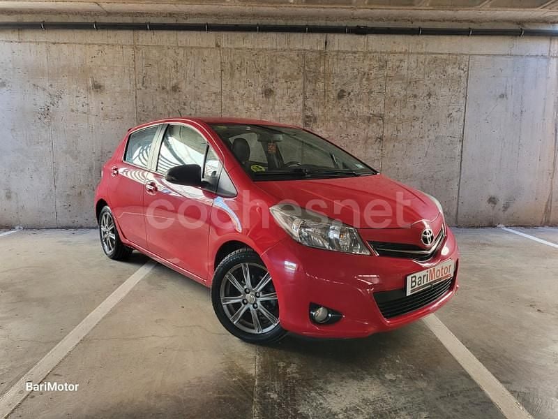 Rojo Usado 2012 Toyota Yaris Sport Berlina | 7980 € (Precio justo) - Imagen 1/4