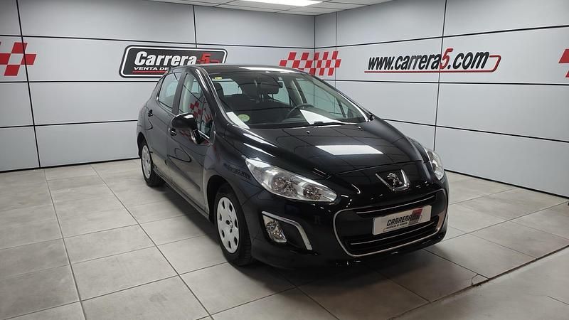 Usado Peugeot 308 Access 92 CV (67 kW) 2012 Negro Utilitario