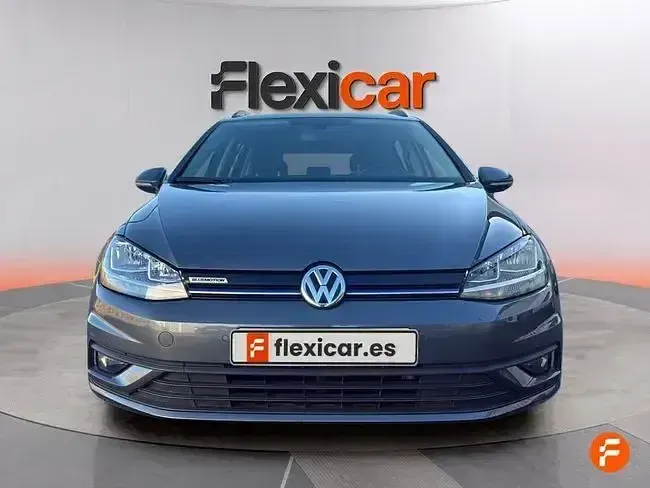 Usado VW Golf VII Advance 130 CV (95 kW) 2020 Gris Familiar
