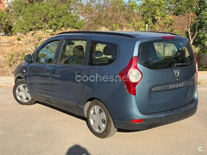 Usado Dacia Lodgy Ambiance 82 CV (60 kW) 2013 Azul Monovolumen