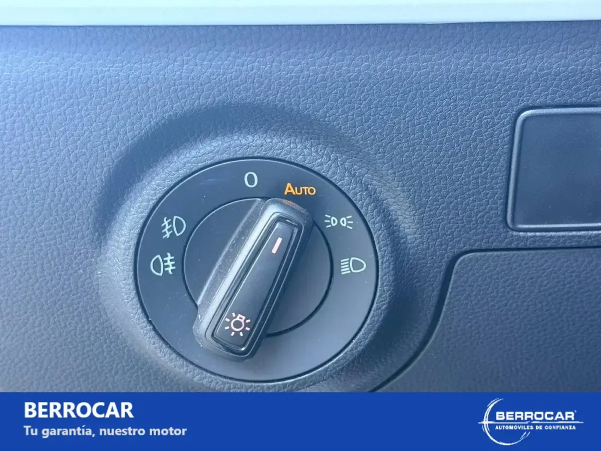 Usado Seat Arona Style 115 CV (84 kW) 2025 Gris SUV