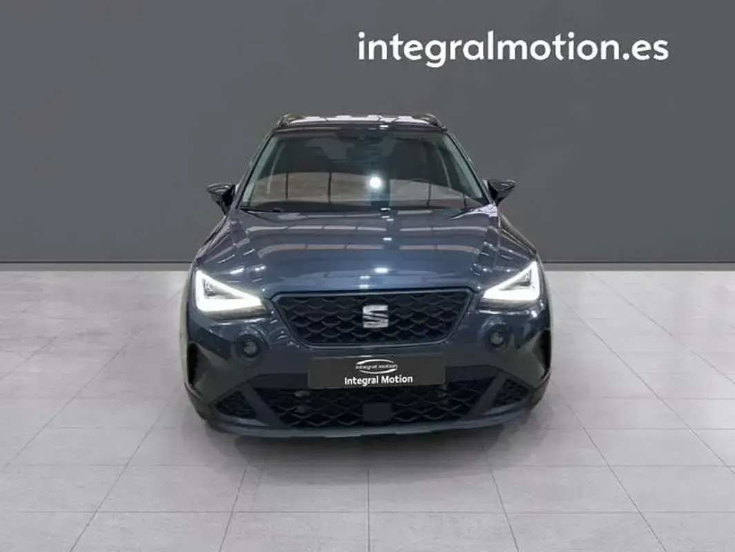 Usado Seat Arona Style 116 CV (85 kW) 2025 Negro SUV
