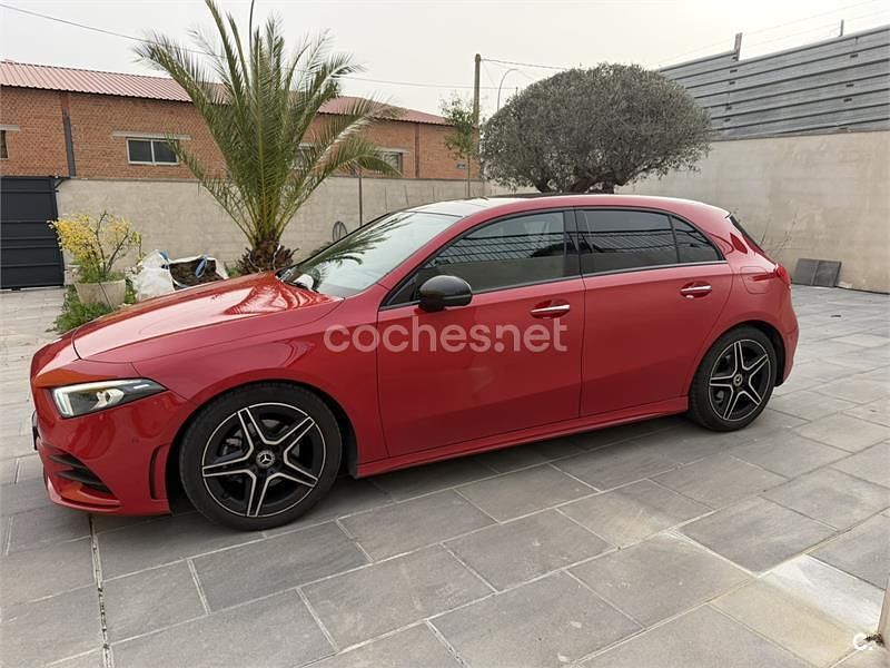 Usado Mercedes A180 109 CV (80 kW) 2018 Rojo Berlina