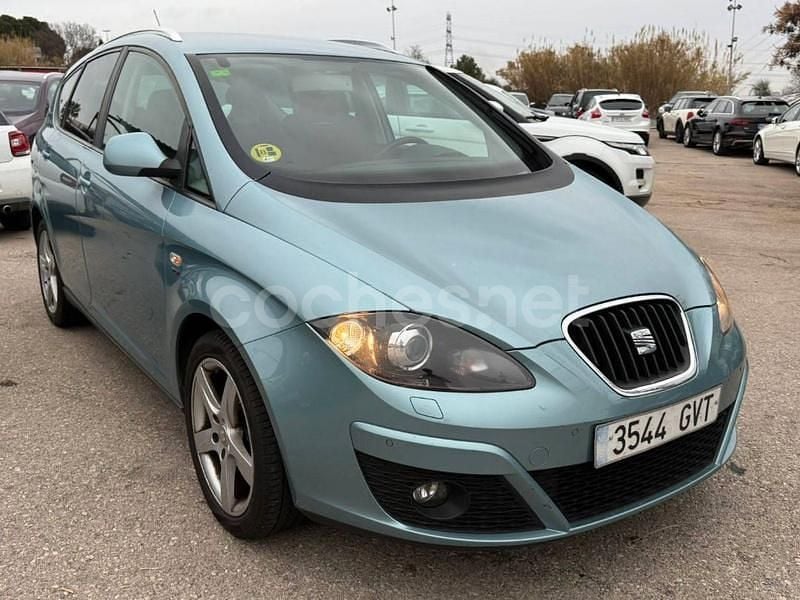 Azul Usado 2010 Seat Altea XL Sport Monovolumen | 6999 € (Precio justo) - Imagen 1/4