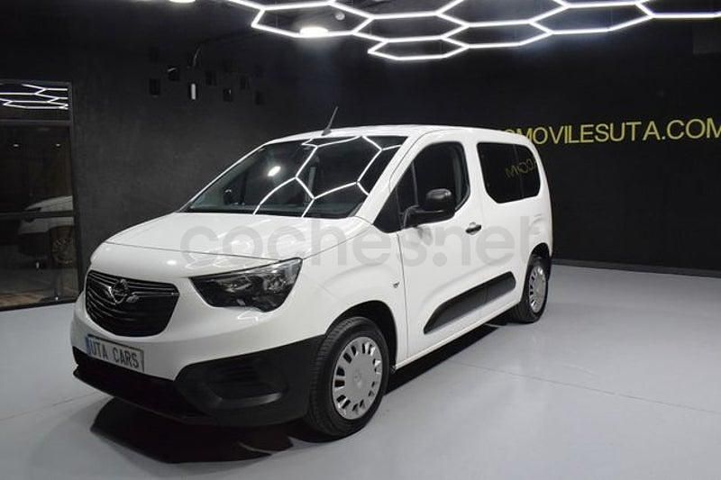 Usado Opel Combo Life Expression 102 CV (75 kW) 2020 Blanco Monovolumen