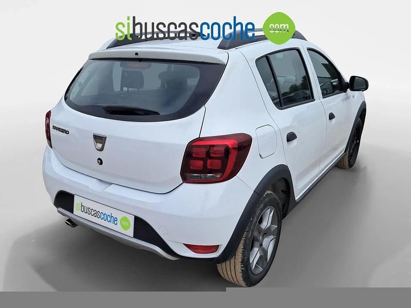 Usado Dacia Sandero Essentiel 90 CV (66 kW) 2020 Blanco