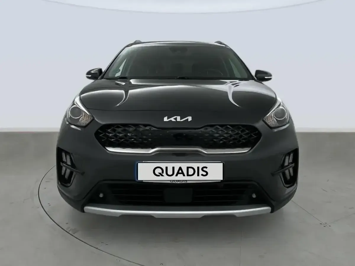 Usado Kia Niro 141 CV (103 kW) 2022 Gris SUV