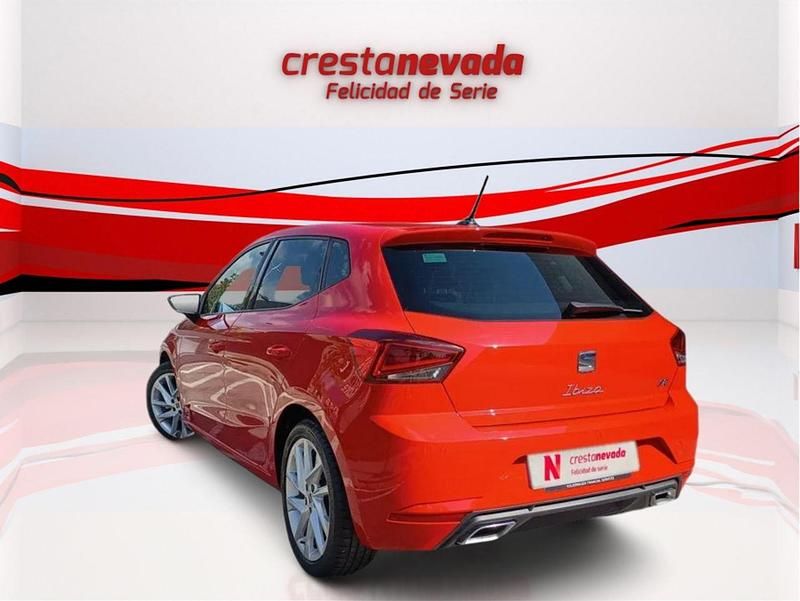 Usado Seat Ibiza FR 150 CV (110 kW) 2022 Rojo Utilitario