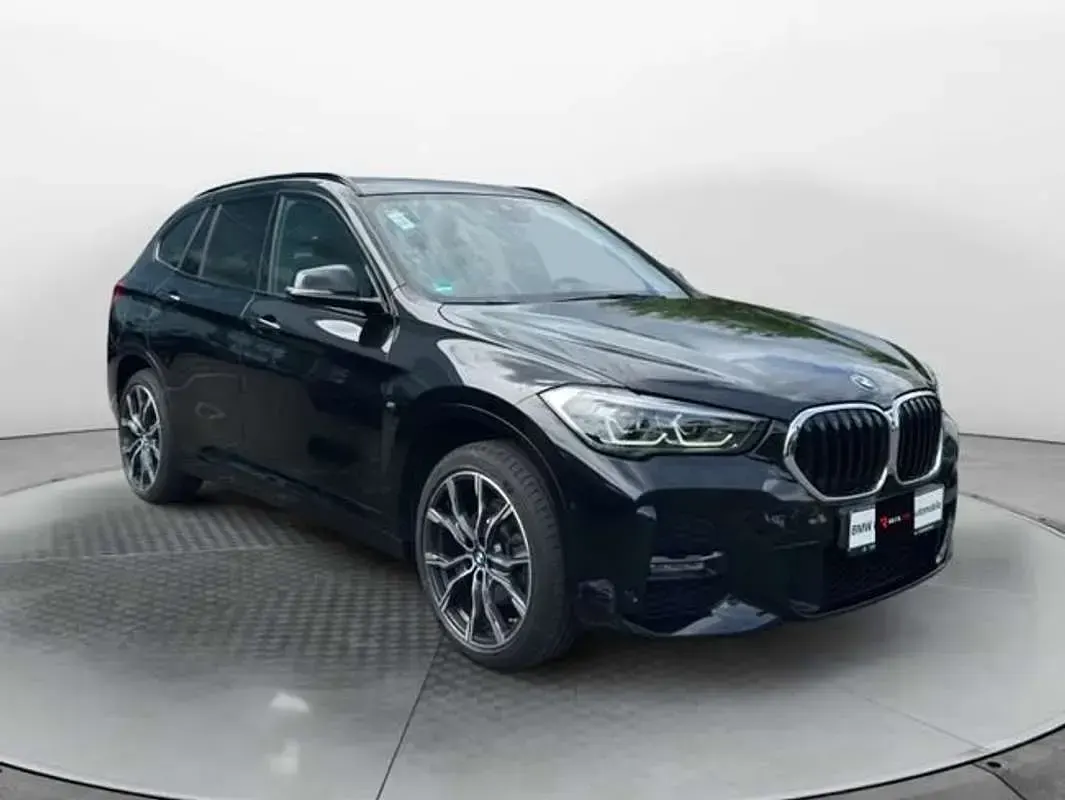 Usado BMW X1 M Sport 136 CV (100 kW) 2023 Negro SUV