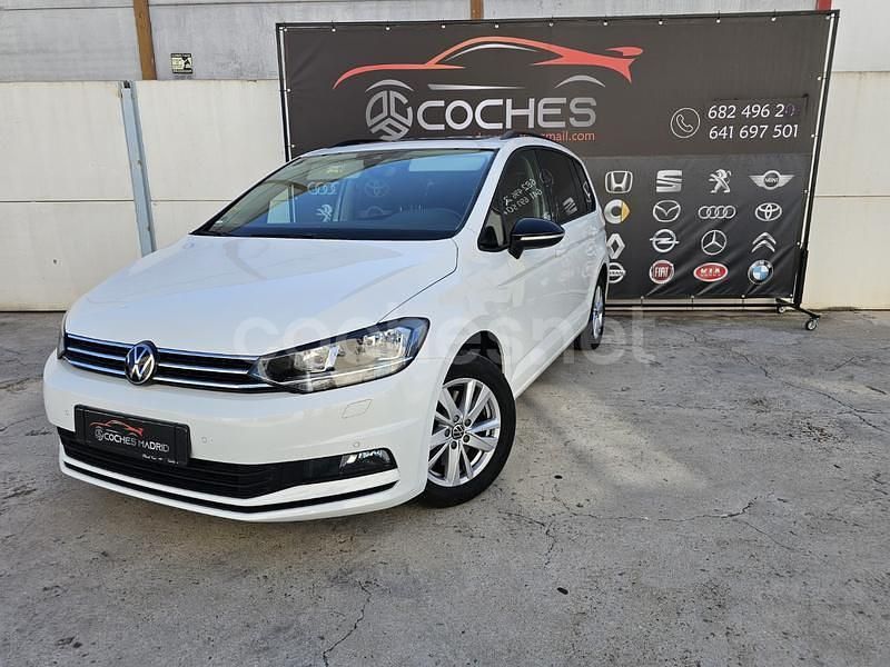 Blanco Usado 2022 VW Touran Advance Monovolumen | 22.900 € (Super precio) - Imagen 1/4