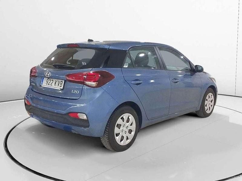 Usado Hyundai i20 102 CV (75 kW) 2019 Azul Utilitario