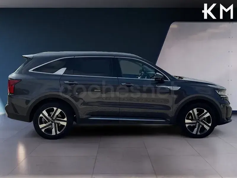 Usado Kia Sorento Plus 230 CV (169 kW) 2024 Gris / plata SUV