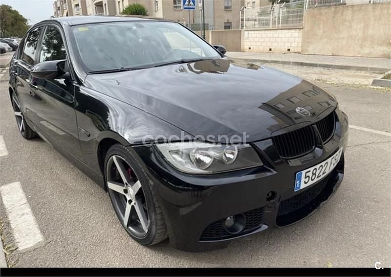 Negro Usado 2007 BMW 320 Berlina | 6200 € (Buen precio) - Imagen 1/4