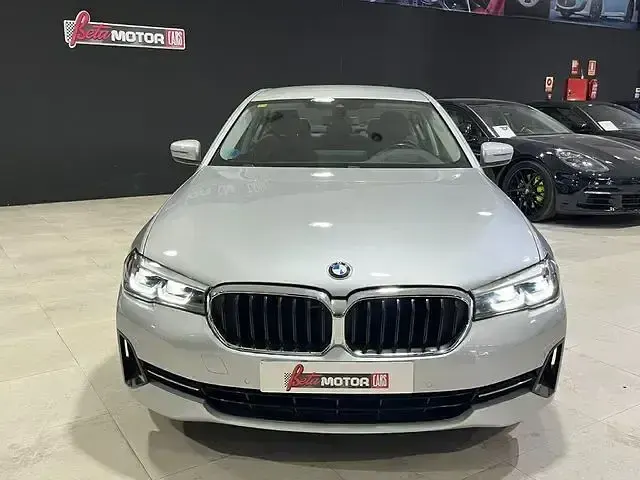 Käytetty BMW 520 190 HP (139 kW) 2021 Harmaa Sedan
