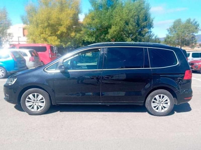 Usado VW Sharan Sport 177 CV (130 kW) 2012 Negro Monovolumen