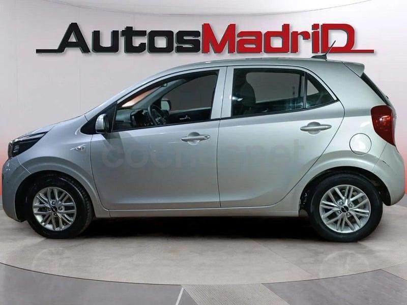 Usado Kia Picanto 67 CV (49 kW) 2022 Gris / plata Utilitario