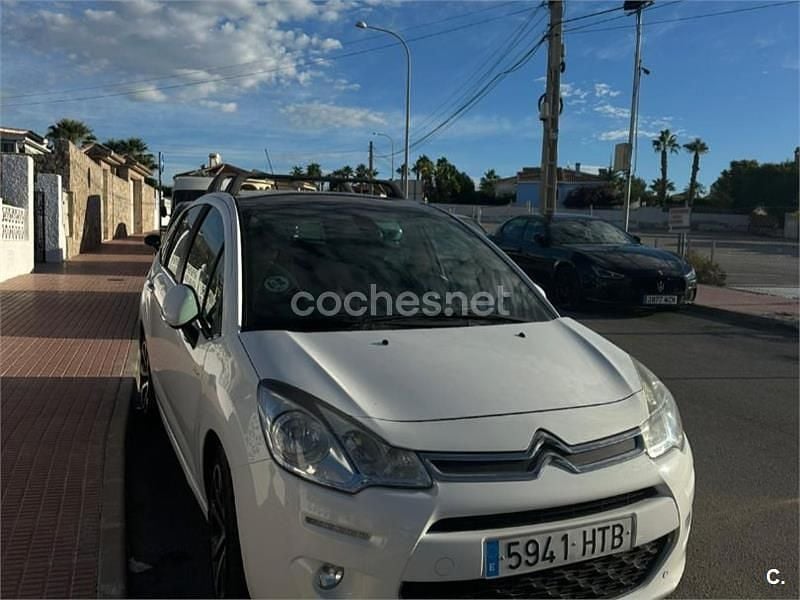 Blanco Usado 2013 Citroën C3 Exclusive Utilitario | 6000 € (Super precio) - Imagen 1/4