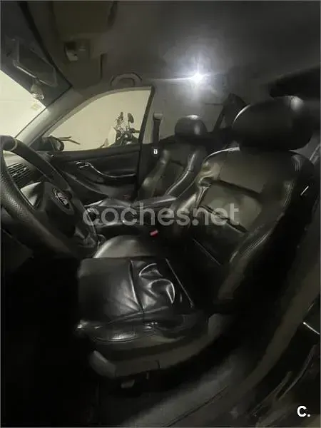 Begagnad Seat Leon 150 HK (110 kW) 2005 Svart Halvkombi