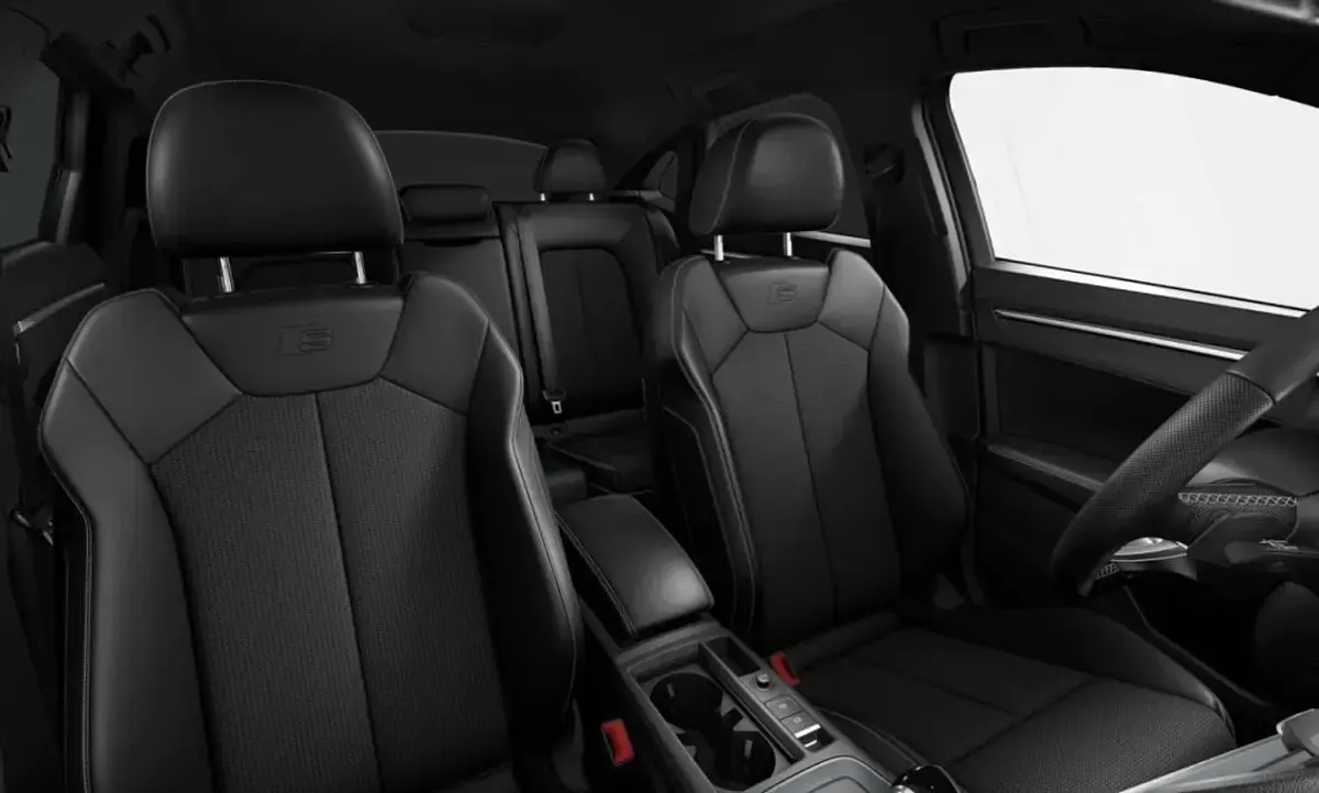 Usado Audi Q3 Sportback Ambiente 150 CV (110 kW) 2025 Gris SUV