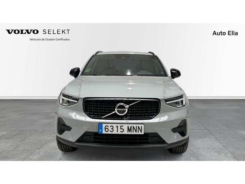 Usado Volvo XC40 Plus 129 CV (94 kW) 2024 Gris SUV