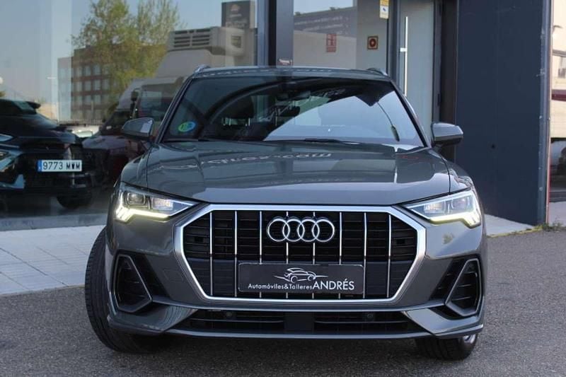 Usado Audi Q3 S-Line 150 CV (110 kW) 2022 Gris SUV