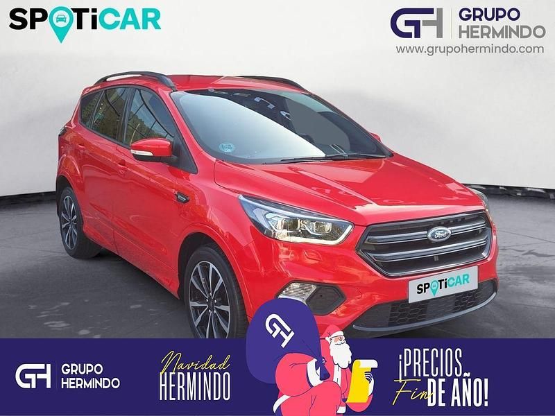 Usado Ford Kuga ST-Line 120 CV (88 kW) 2018 Rojo SUV
