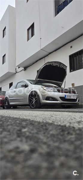 Gris / plata Usado 2006 Opel Astra GTC Sport Berlina | 4000 € (Precio justo) - Imagen 1/1