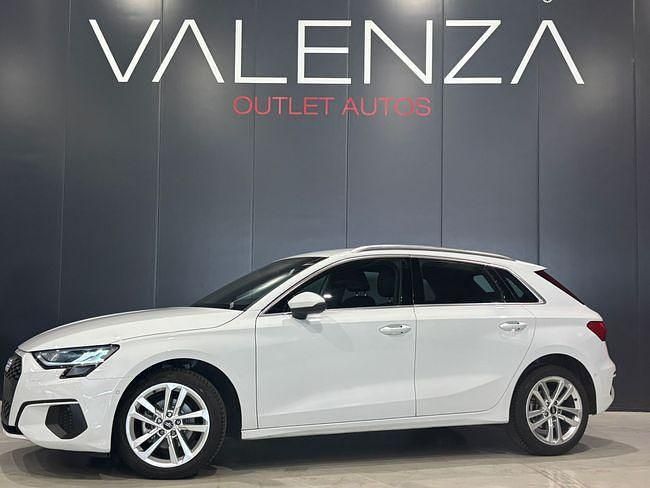Blanco Usado 2021 Audi A3 Sportback e-tron Design Utilitario | 26.900 € (Precio justo) - Imagen 1/4