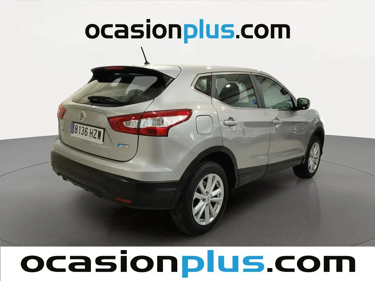 Usado Nissan Qashqai Acenta 110 CV (80 kW) 2014 Gris SUV