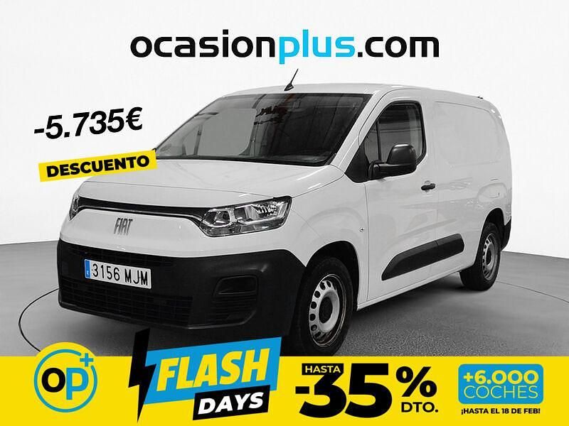 Usado Fiat Doblò 130 CV (95 kW) 2023 Blanco Monovolumen