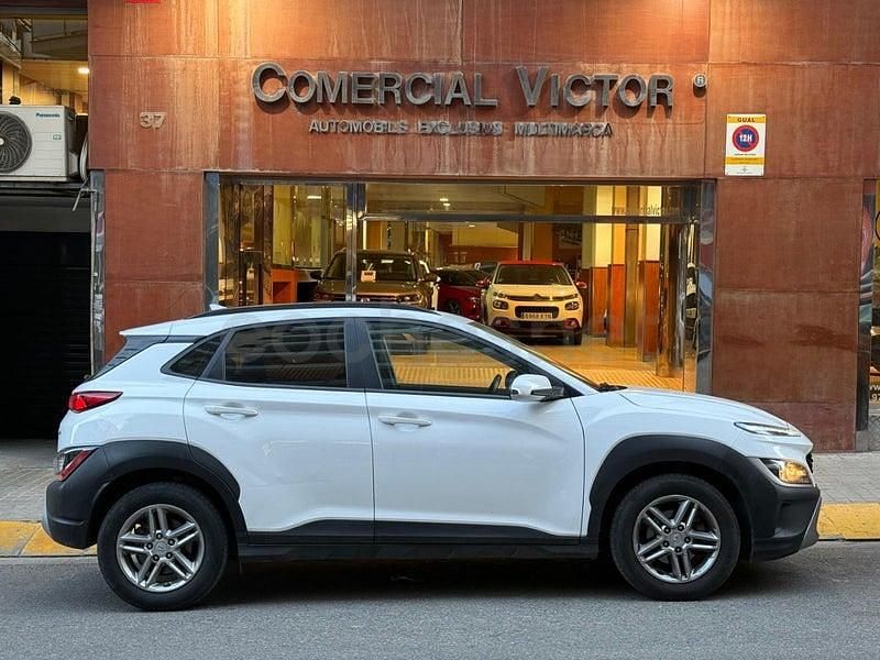 Usado Hyundai Kona 120 CV (88 kW) 2021 Blanco SUV